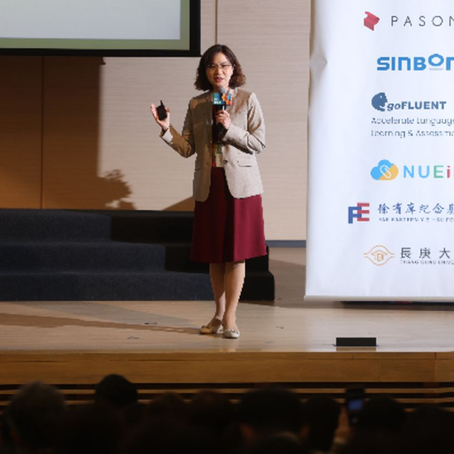與媒體合作，共同監督企業人才永續實踐概況
